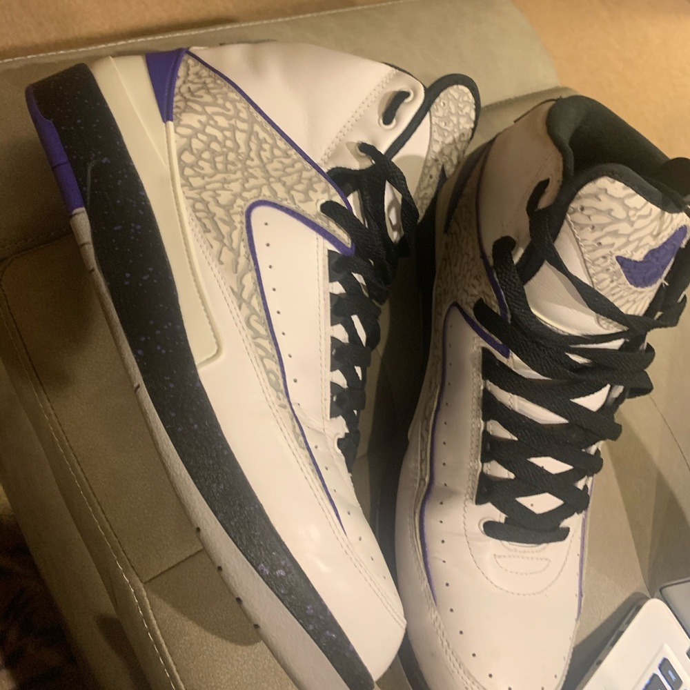 Jordan 2 Retro - Picture 2 of 4